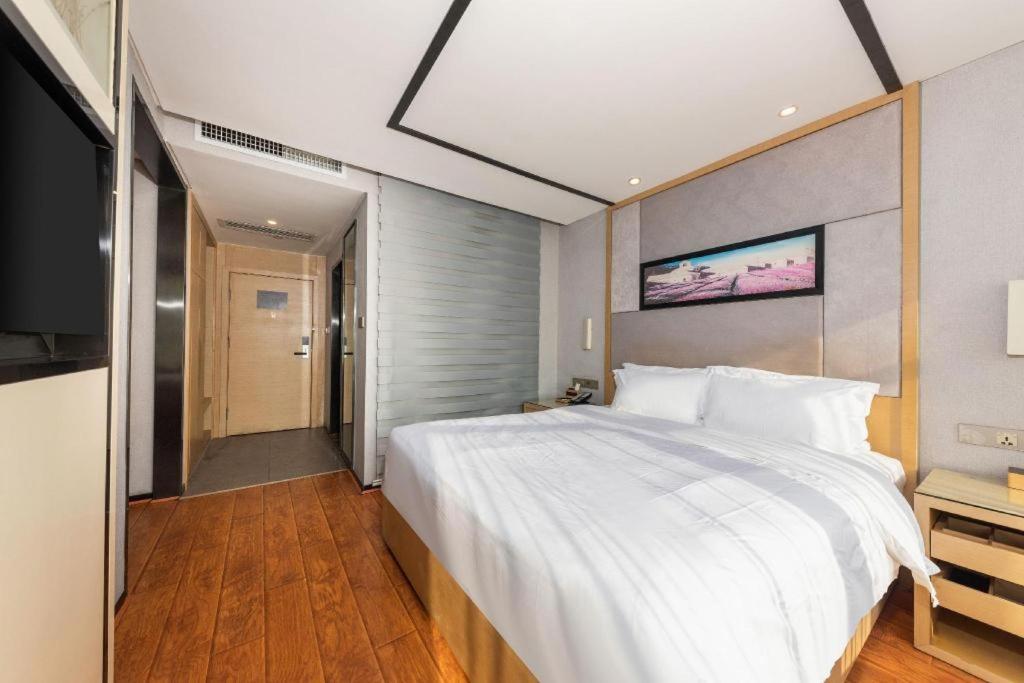 Lavande Hotel Nanchang Ai XI Hu Subway East Station Branch Exterior photo